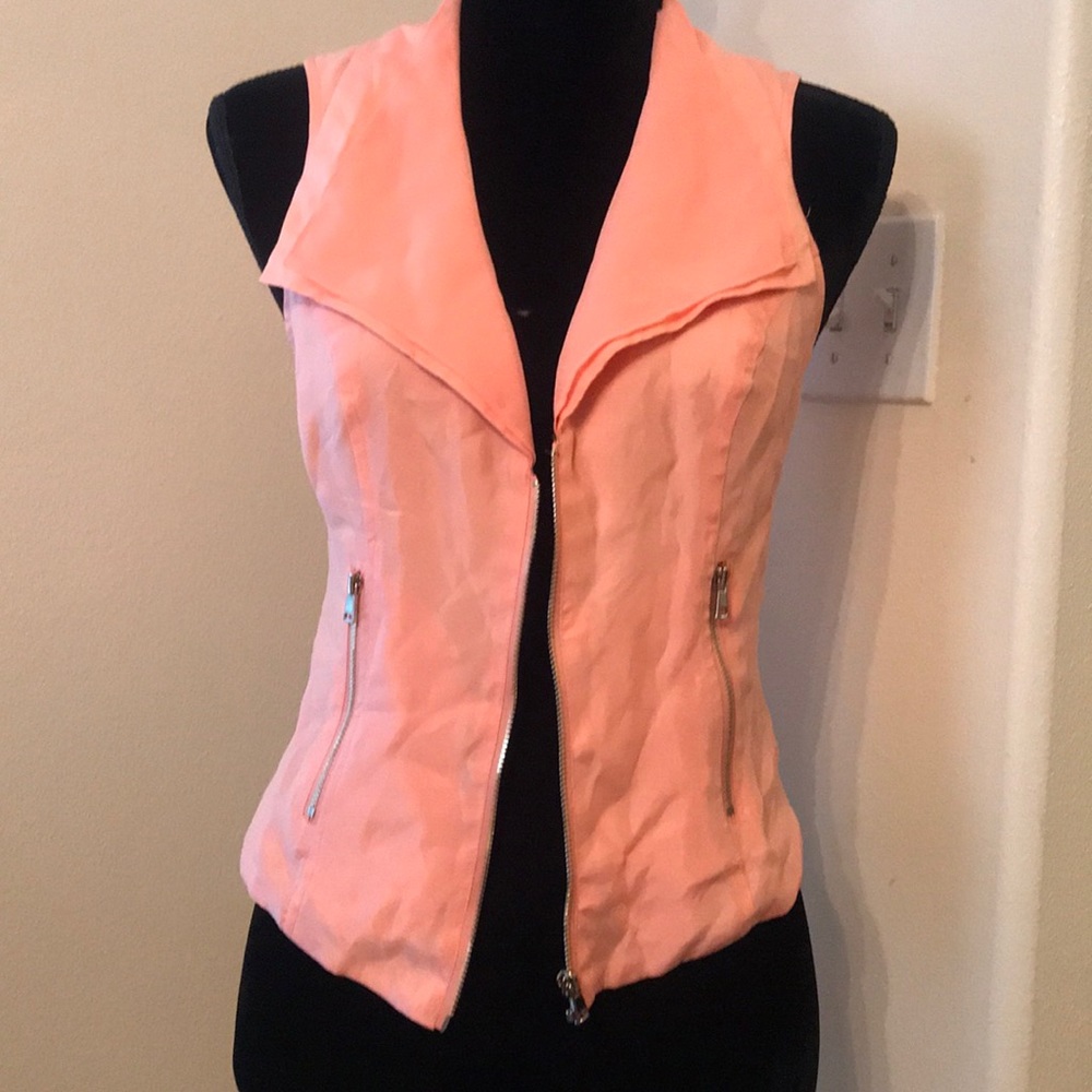🧡Bebe Casey Flutter Vest NWT🧡 - Picture 2 of 8